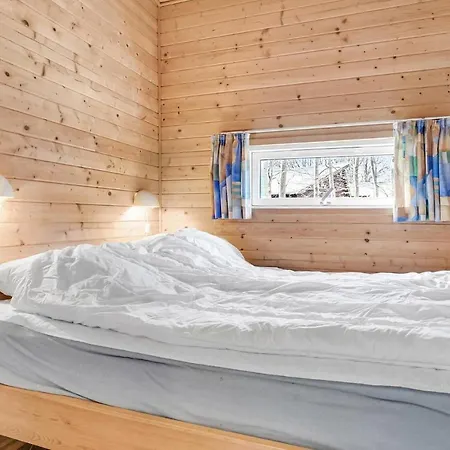Feriehus 2 Bedroom Lovely In