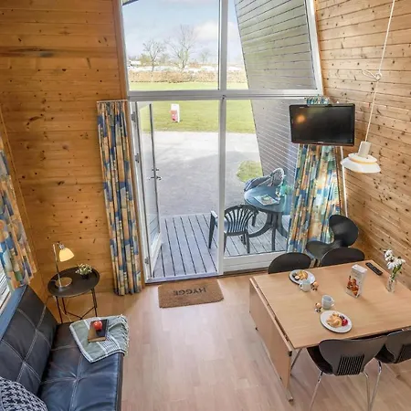 بيت للعطل 2 Bedroom Lovely In *